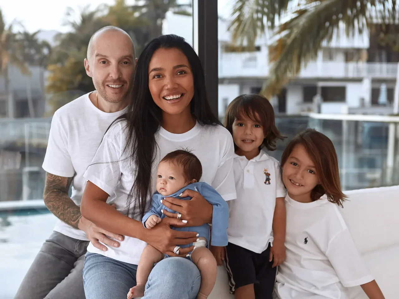 Family photo outfits for relaxed shoot