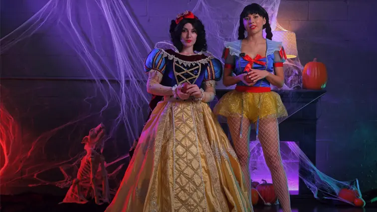 Girls in Snow White costumes